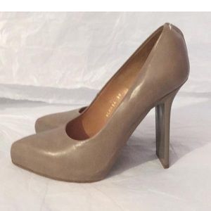 MAISON MARTIN MARGIELLA ECRU LEATHER PUMPS